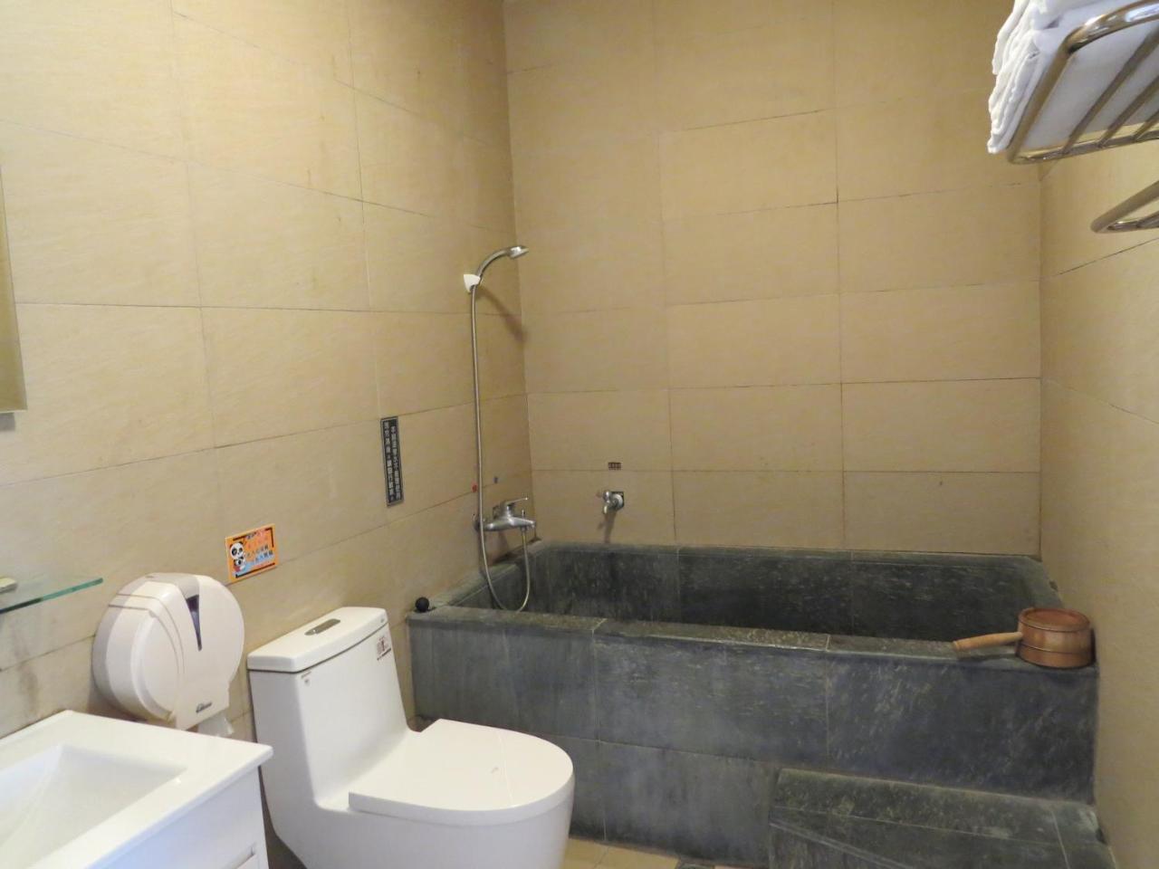 New Hongye Hotel Baihe Dış mekan fotoğraf